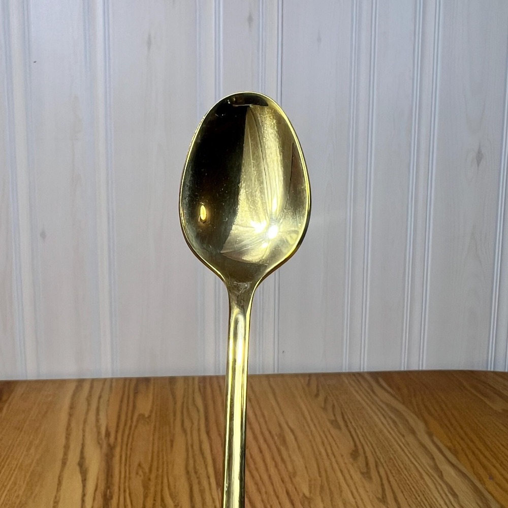 Vintage Rogers Cutlery Gold Tone Teaspoons Set of 8 Stainless USA Flatware - Picture 5 of 8